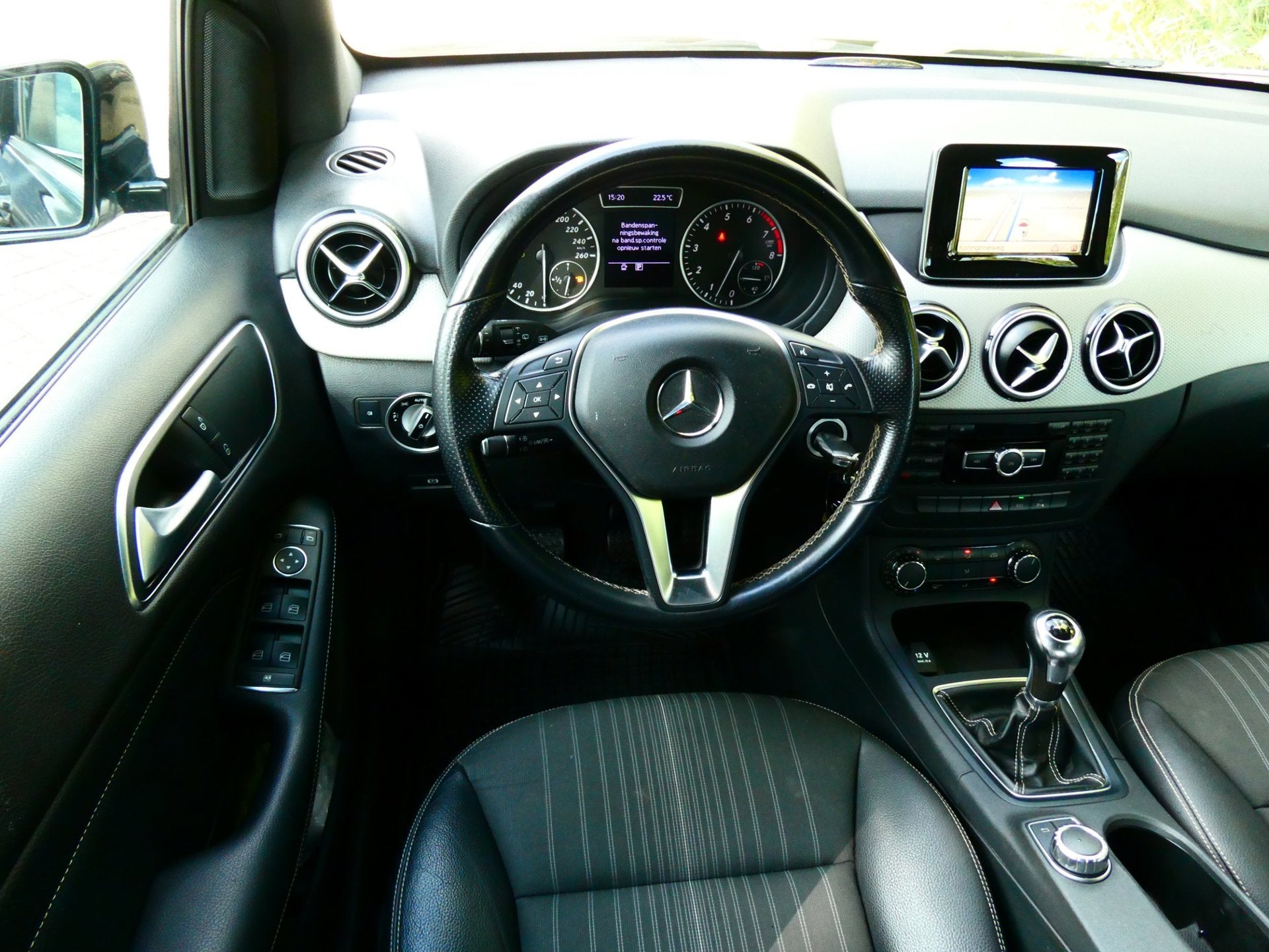 Mercedes-Benz B-klasse 180 2e eig. Clima Cruise Navi Xenon T, Voorwielaandrijving, Euro 5, Gebruikt, 1295 kg