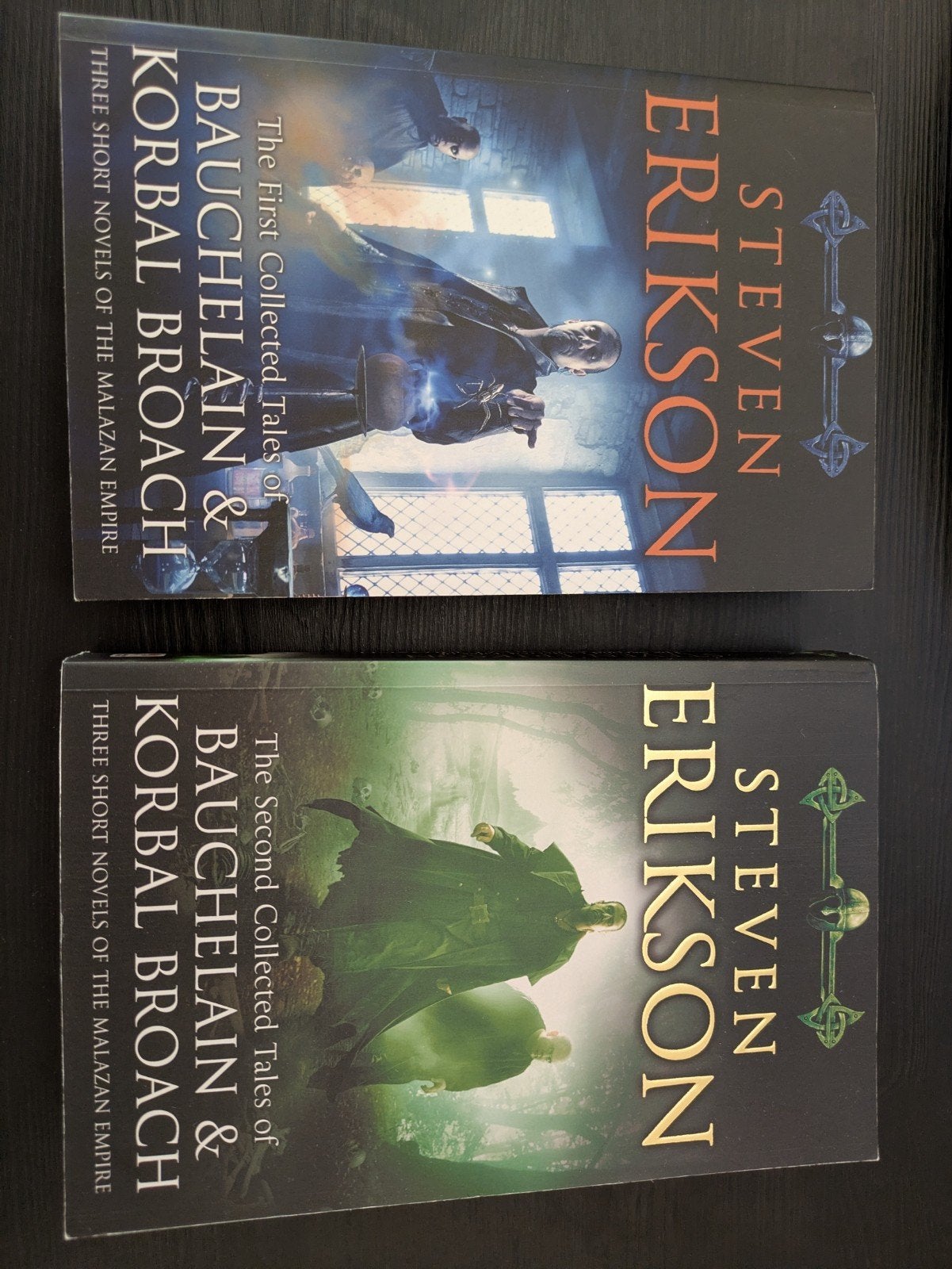 1st & 2nd collected tales of bauchelain and Korbal Broach, Boeken, Ophalen of Verzenden, Zo goed als nieuw, Steven Erikson