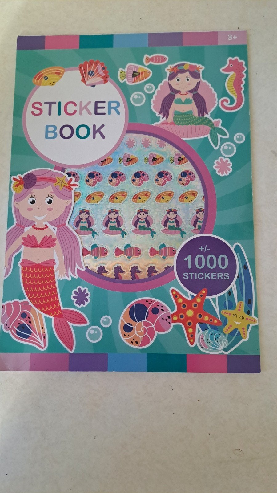 Stickerboek zeemeerminnen - ongeveer 1000 stickers, Ophalen of Verzenden, Zo goed als nieuw, 3 tot 4 jaar