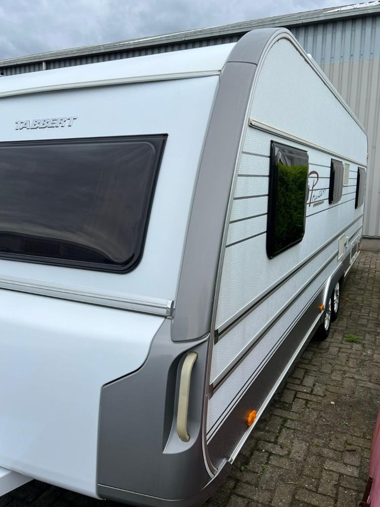 Tabbert Princess 640 (2013) met rondzit, treinzit en airco, Rondzit, Tabbert, Frans bed, Particulier
