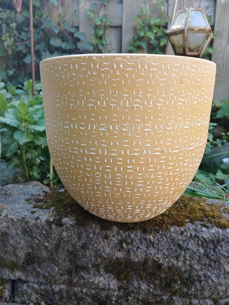 Gele pot motief, Tuin en Terras, Bloempotten, Rond, Ophalen of Verzenden, Aardewerk, Minder dan 40 cm