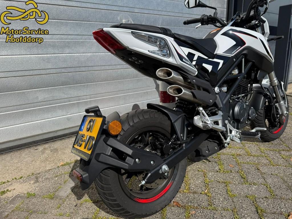 BENELLI TORNADO NAKED T TNT 125 (bj 2023), Motoren, Bedrijf, Onbekend, 125 cc, BENELLI