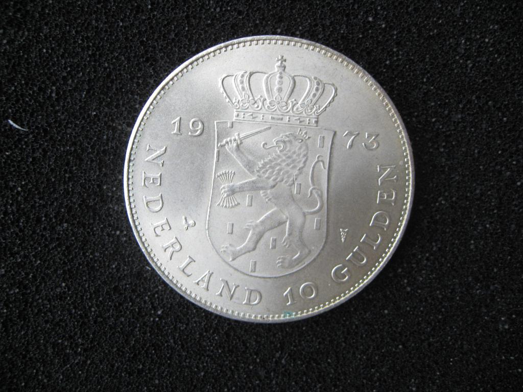 10 gulden 1973, Postzegels en Munten, Munten | Nederland, Koningin Juliana, Zilver, Ophalen of Verzenden, Losse munt