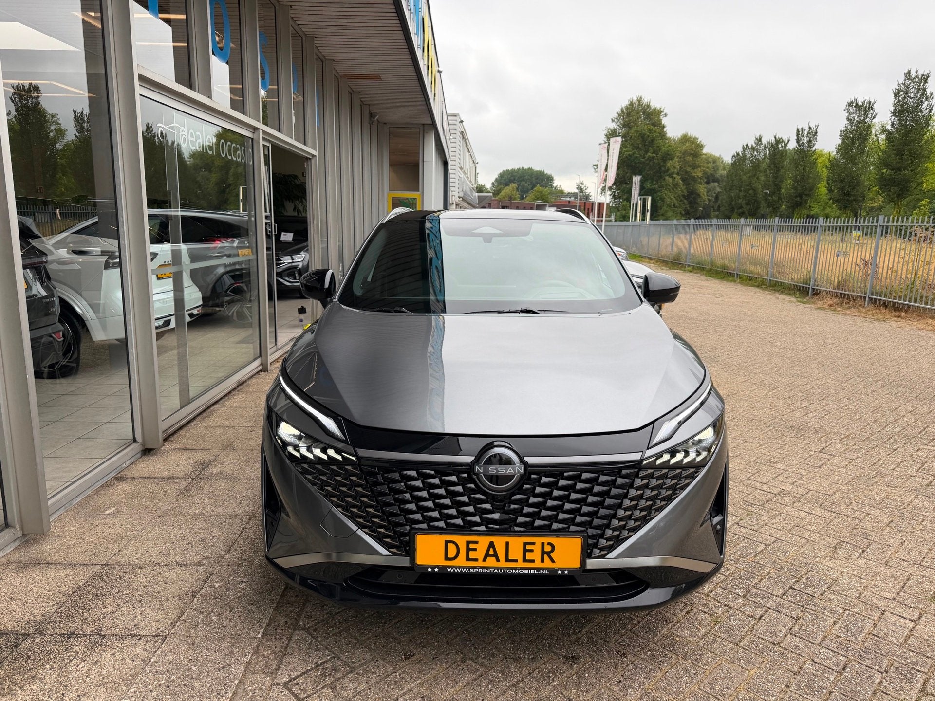 Nissan Qashqai 1.3 MHEV Xtronic Tekna Plus 158PK /PANORAMADA, Gebruikt, Zwart, 4 cilinders, Bedrijf