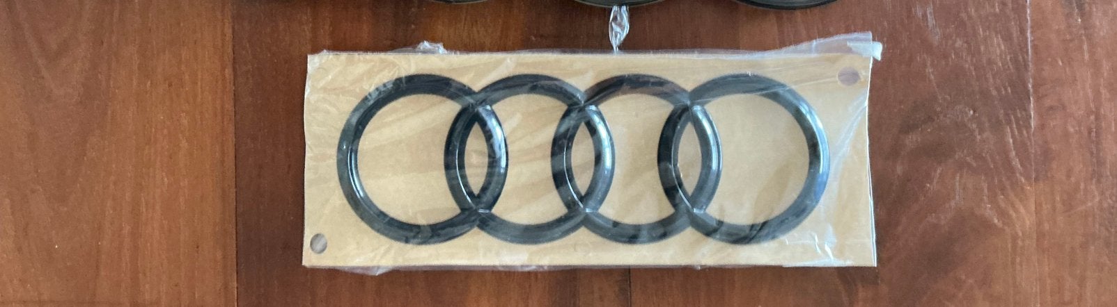 Black Edition Audi Q4 Ringen  & E-tron Emblemen., Ophalen of Verzenden, Nieuw