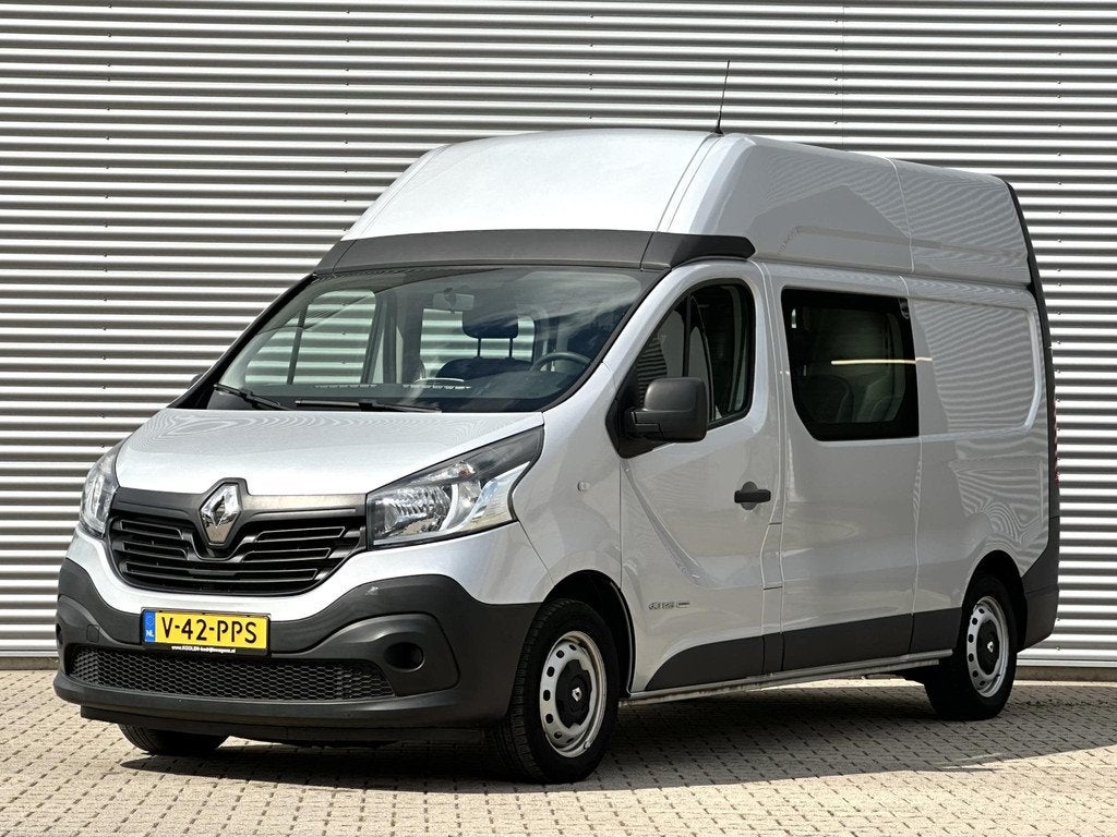 Renault Trafic 1.6 dCi T29 L2H2 DC Dubbel cabine Extra hoog, Voorwielaandrijving, Gebruikt, Euro 6, 4 cilinders