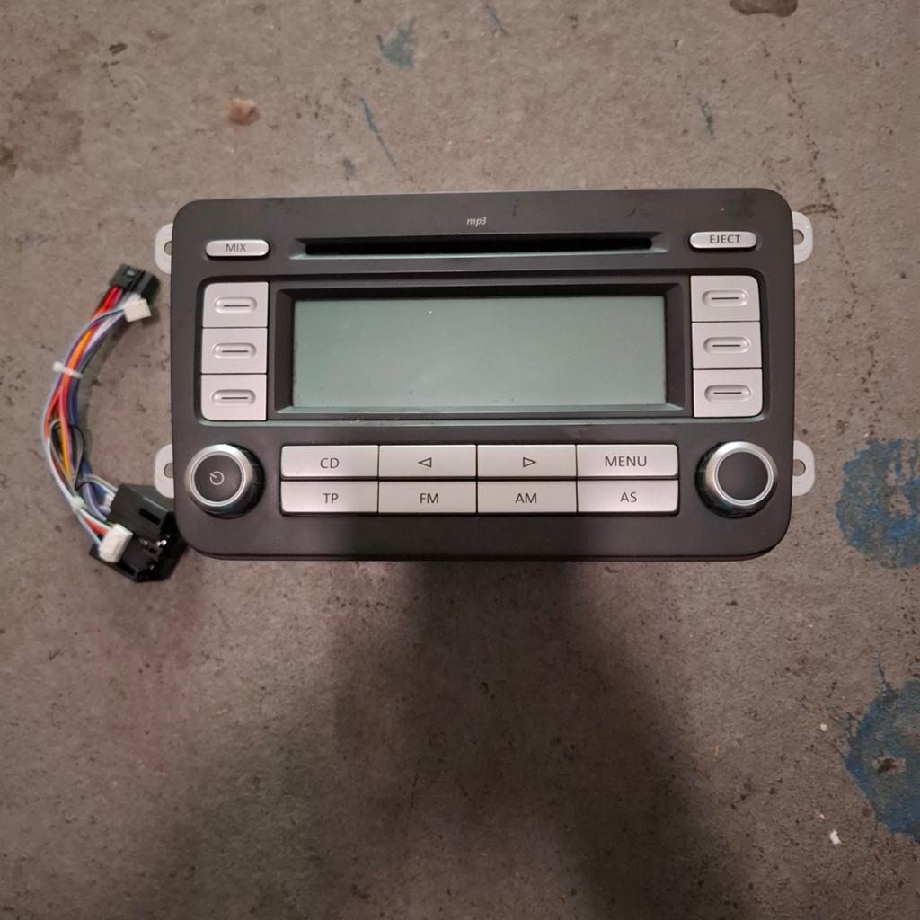 VW Touran Radio RCD 300 MP3 (2007), Ophalen of Verzenden