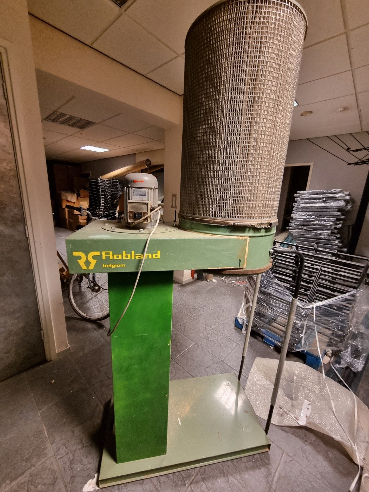 Robland afzuiginstallatie - Krachtige stofafzuiger, Ophalen