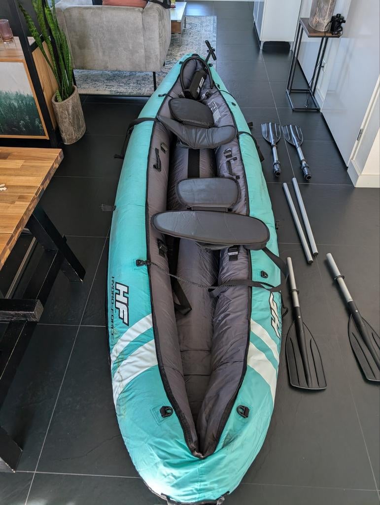 Opblaasbare kayak - Compleet met peddels en pomp, Watersport en Boten, Ophalen, Opblaasbaar, Zo goed als nieuw, 2-persoons