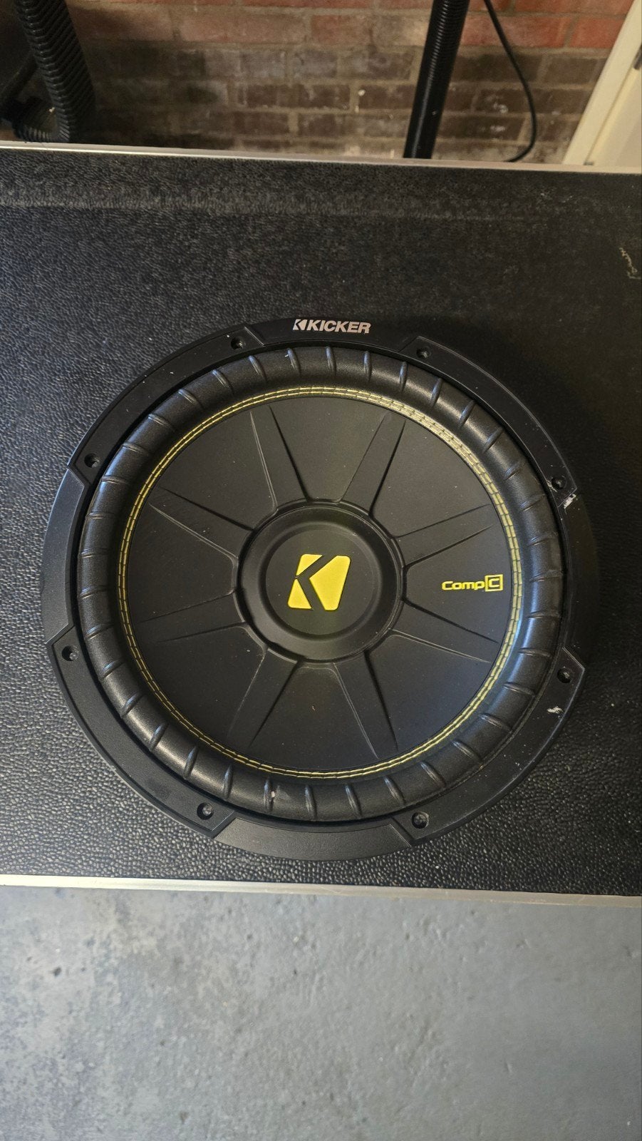 Kicker Comp C 12" Subwoofer - 600W piek, 300W RMS, Ophalen, Zo goed als nieuw