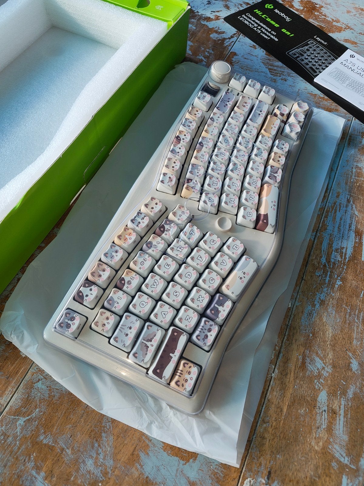 Leobog A75 Ergo Toetsenbord - Moon Cat Keycaps - Nieuw, Ophalen of Verzenden, Nieuw, Ergonomisch