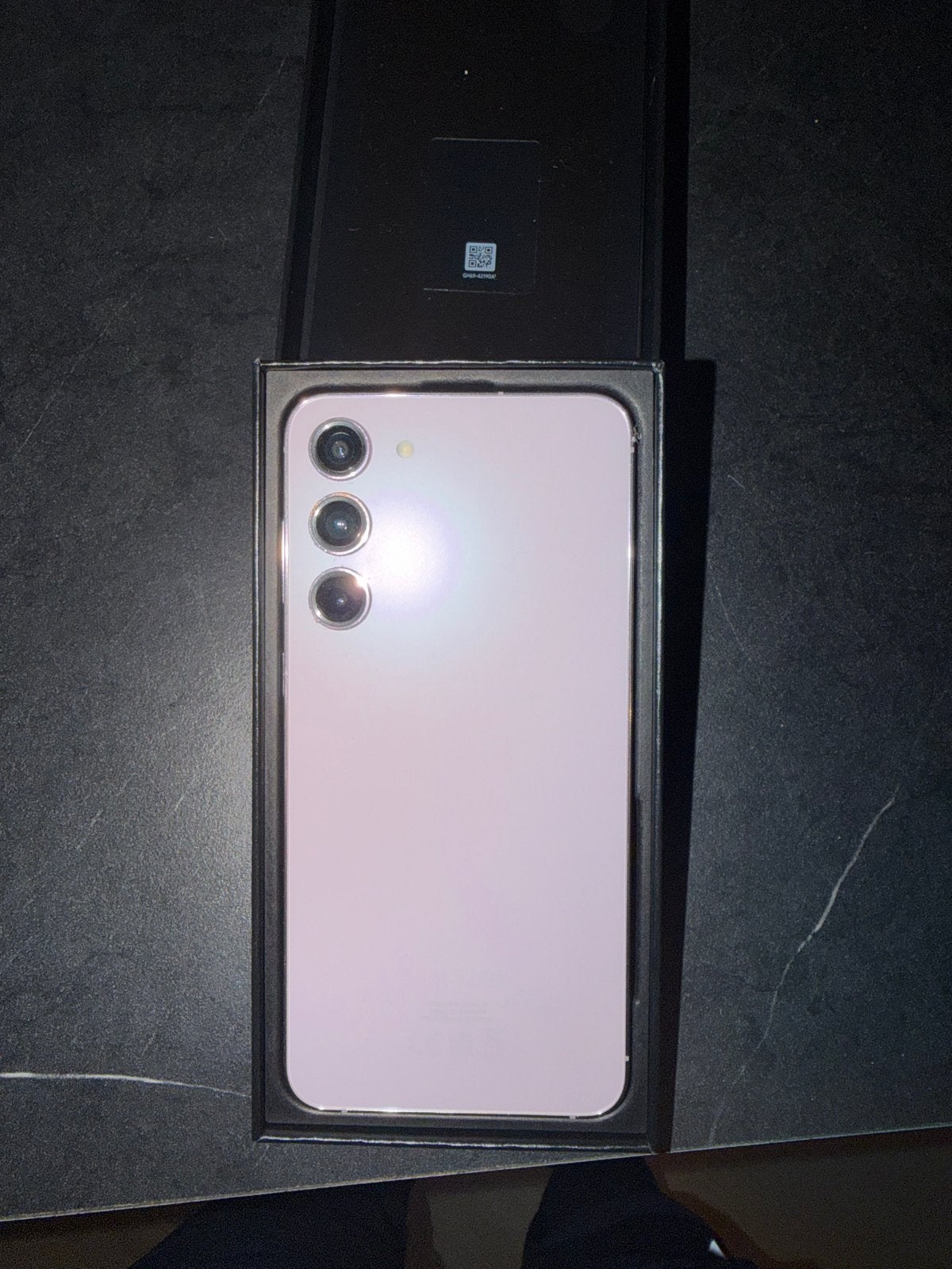 Samsung Galaxy S23+ Roze - Zo goed als nieuw