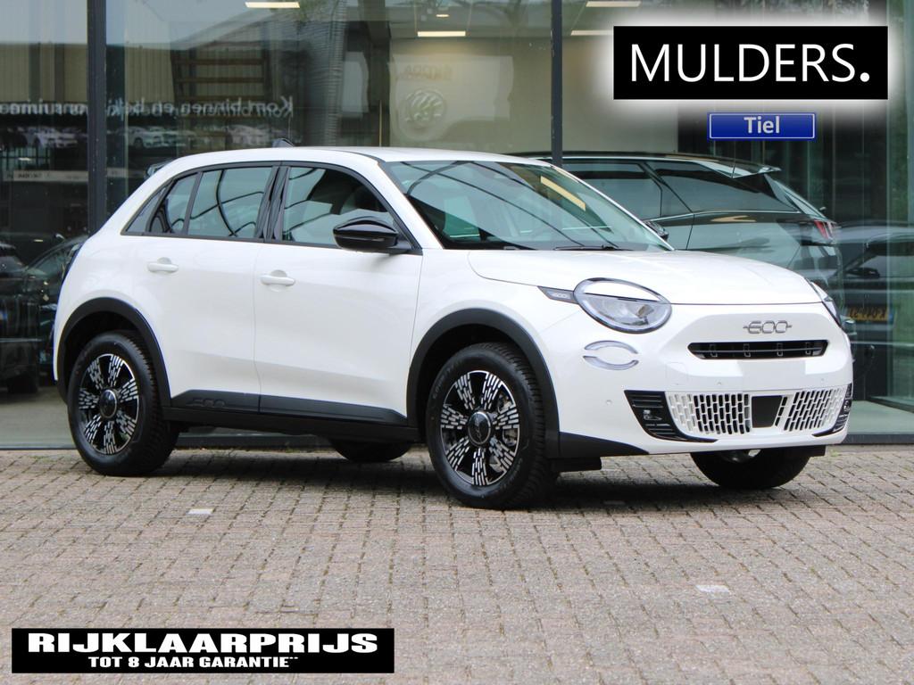 Fiat 600 1.2 Hybrid Icon VOORRAAD KORTING, Stof, Euro 6, 1199 cc, 620 kg