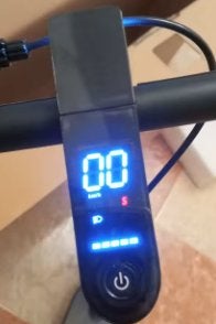 Elektrische step M365 X1 opvouwbaar met oplader - Nieuw!, Ophalen of Verzenden, Nieuw, Elektrische step (E-scooter)