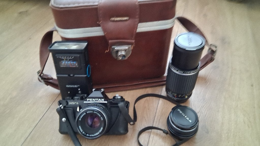 vintage pentax mv1 fotocamera 2x, Audio, Tv en Foto, Fotocamera's Analoog, Ophalen, Zo goed als nieuw, Compact, Pentax