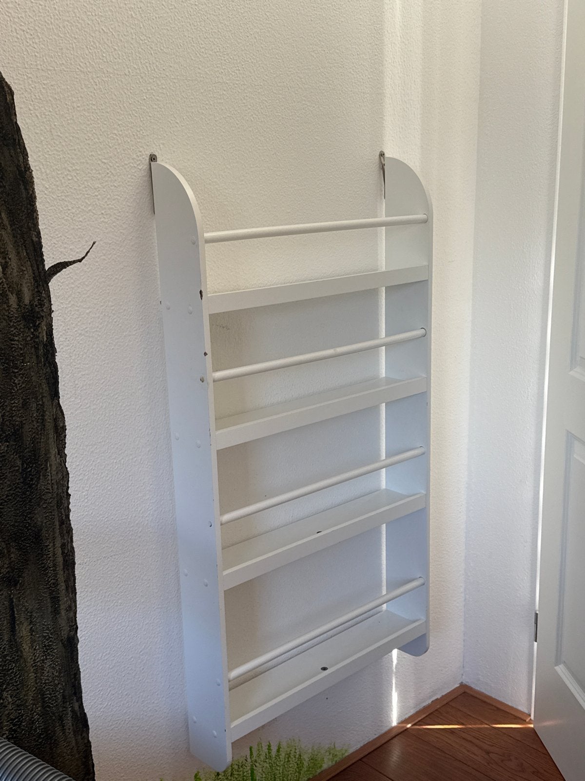 Witte wandboekenplank voor kinderboeken, Met plank(en), Minder dan 50 cm, Gebruikt, 100 tot 150 cm