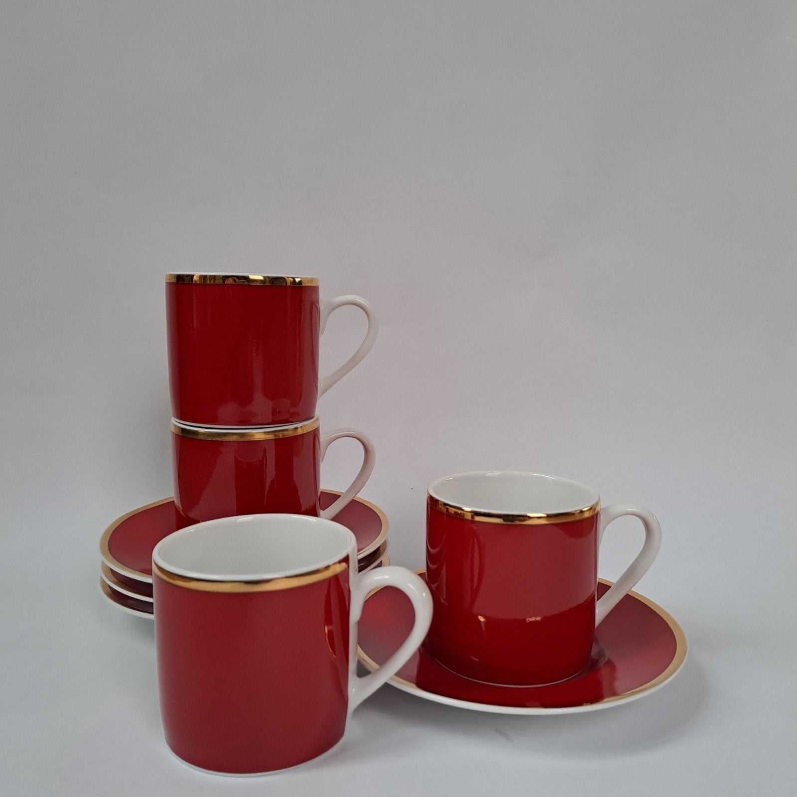 4 Todd espresso kop en schotels Bijenkorf Collection, Huis en Inrichting, Ophalen of Verzenden, Zo goed als nieuw, Overige stijlen
