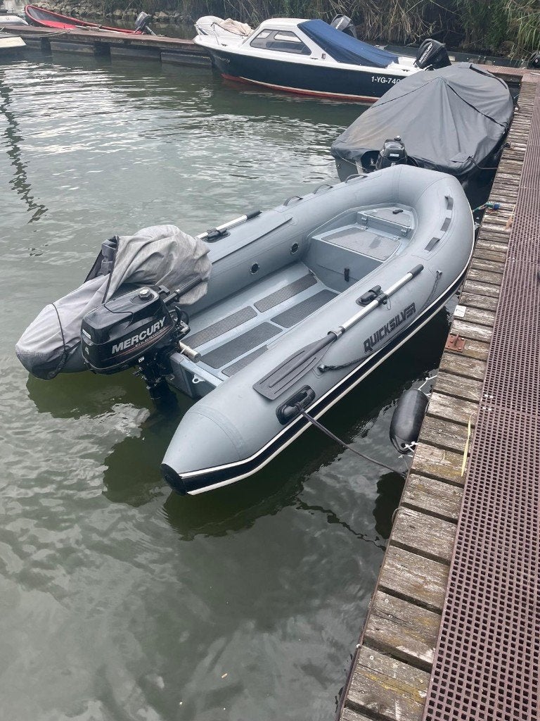 Quicksilver 320 aluminium bodem rib PVC, Watersport en Boten, Rubberboten, Zo goed als nieuw, Quicksilver, Aluminium, Afdekzeil