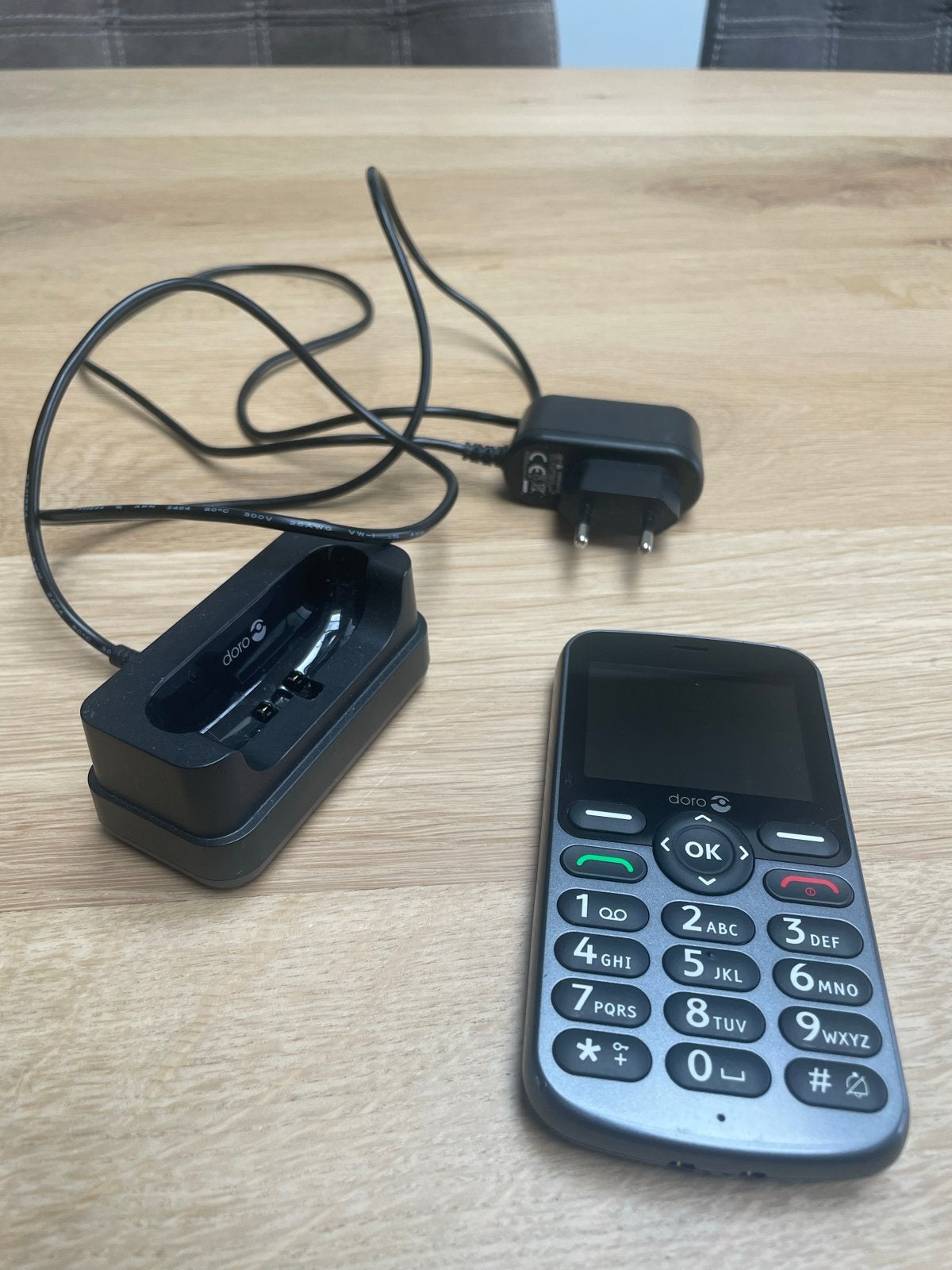 Doro 5860 Seniorentelefoon - Eenvoudig en Betrouwbaar, Telecommunicatie, Mobiele telefoons | Overige merken, Ophalen of Verzenden