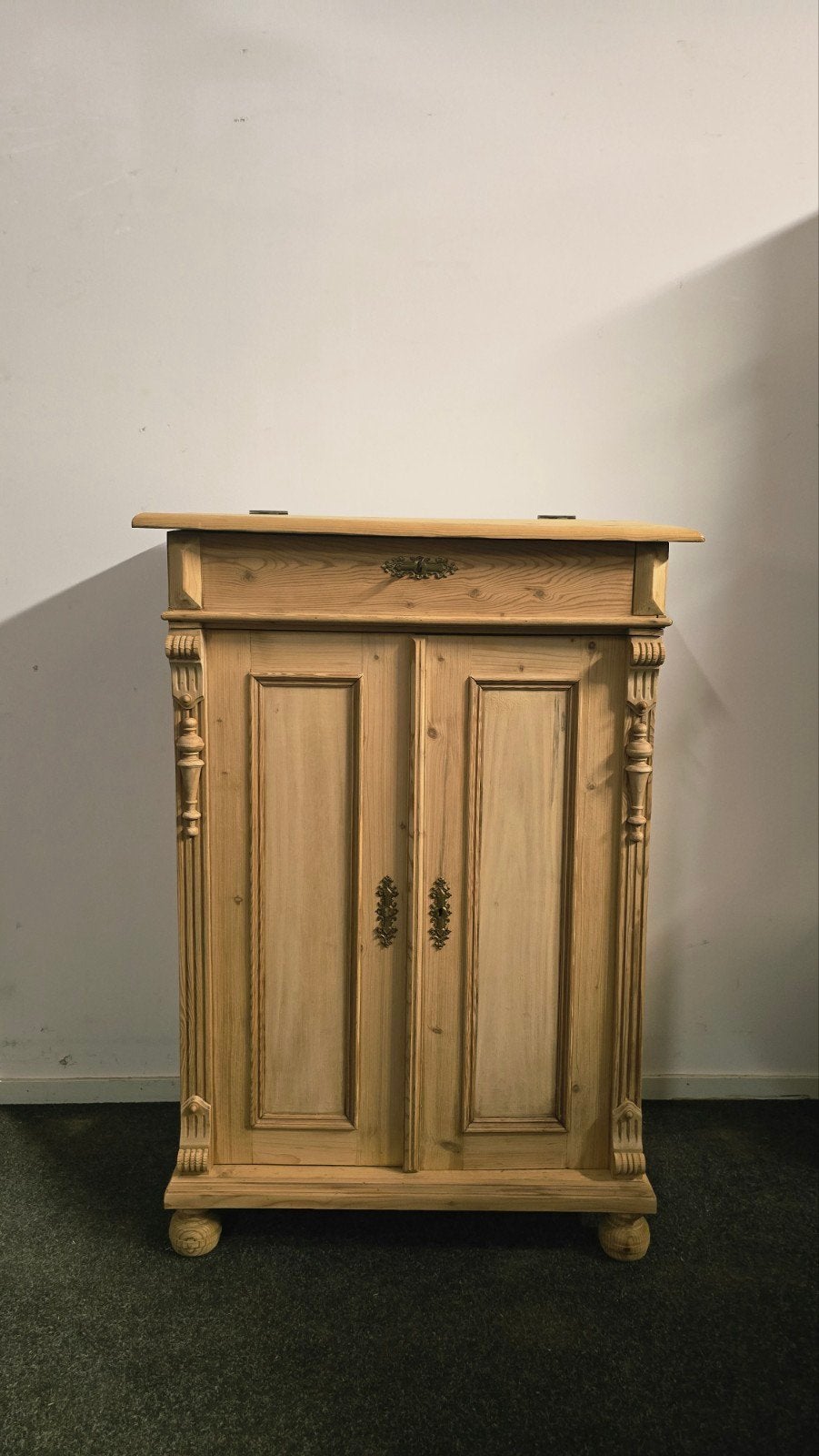 Antieke Grenen Houten Schoolkast/Meidenkast Direct leverbaar, Antiek en Kunst, Antiek | Meubels | Kasten, Ophalen of Verzenden