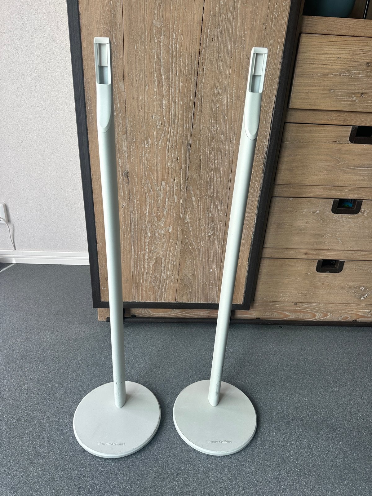 B&W M1 speaker stands (2 stuks), Ophalen, Gebruikt, Audio