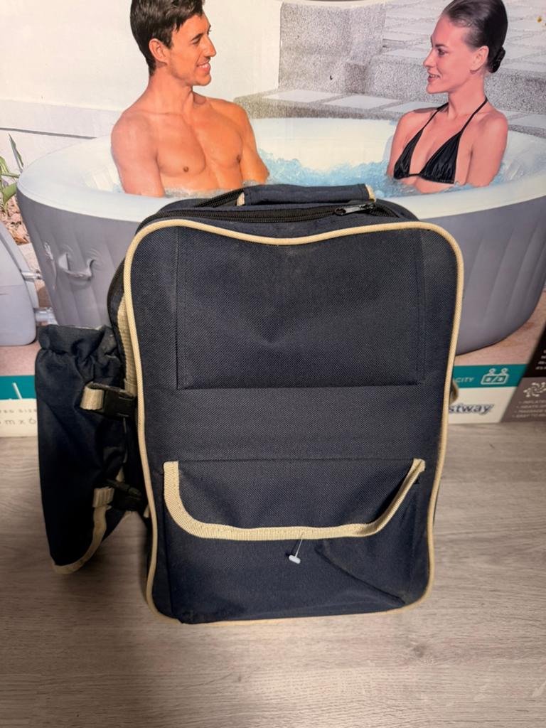 Camping / Bestek tas voor onderweg 4 personen, Ophalen, Zo goed als nieuw, 30 cm of meer, Minder dan 35 cm