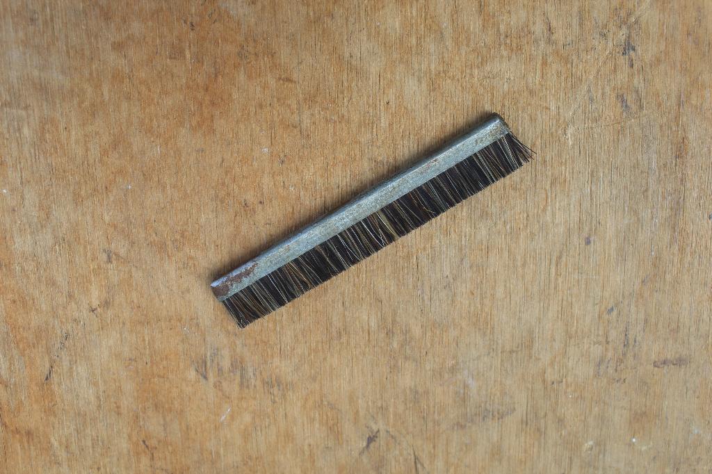 = US m1 Garand Rifle Cleaning Brush 1944 Dated Amerikaans =, Verzamelen, Ophalen of Verzenden, Amerika