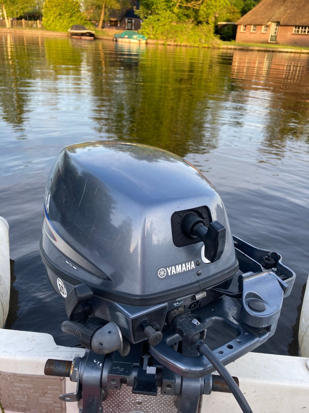 Yamaha 6 pk 4 takt, Watersport en Boten, Buiten- en Binnenboordmotoren, Ophalen, Zo goed als nieuw, Benzine, Minder dan 5 pk