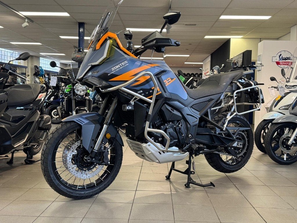 Zontes 703F, 700 cc, Nieuw, Motorrijbewijs A, Bedrijf