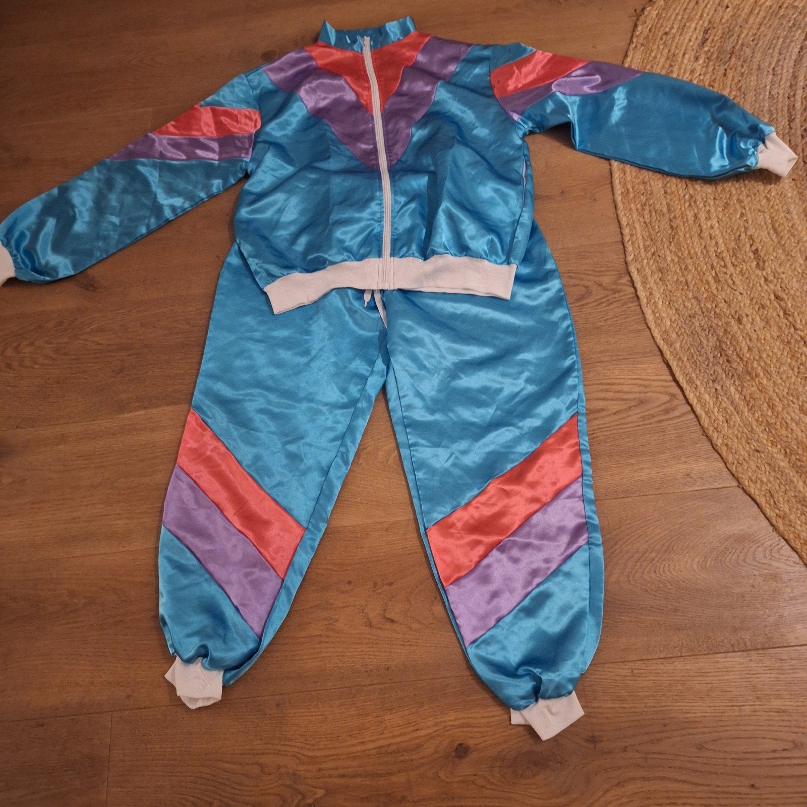 fout trainingspak gabber disco 80"s 90's retro M, Verzenden, Zo goed als nieuw, Overige thema's, Kleding