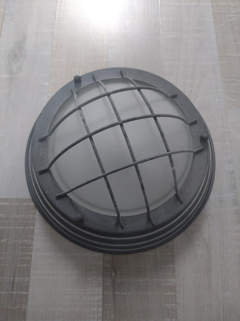 Betonlook plafondlamp, Huis en Inrichting, Ophalen of Verzenden, Zo goed als nieuw, Metaal, Industriëel
