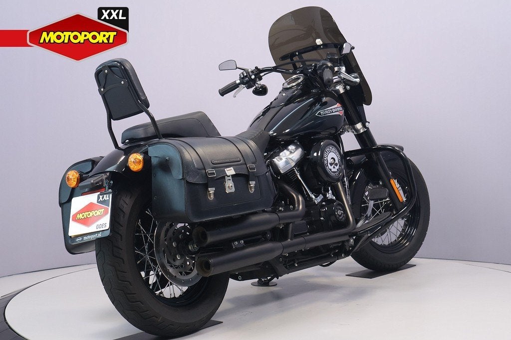 Harley-Davidson Softail SLIM, Motoren, Motoren | Harley-Davidson, Bedrijf, Toermotor