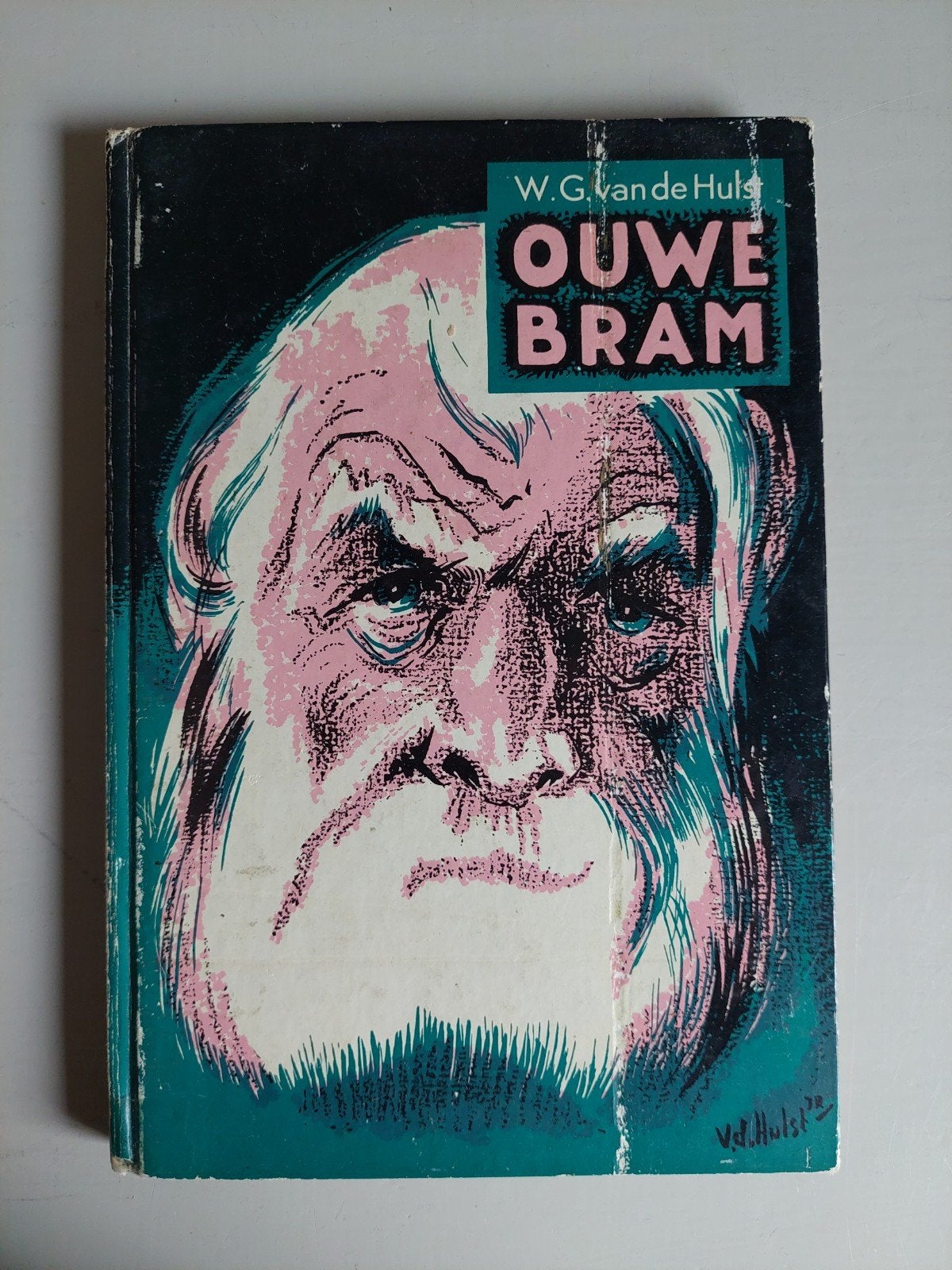 Ouwe Bram - W.G. van de Hulst - Vintage Kinderboek, Boeken, Ophalen of Verzenden, Gelezen, W.G. van de Hulst, Fictie algemeen