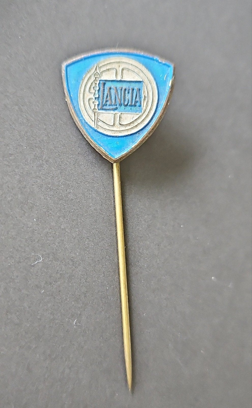Vintage Lancia Speldje - Auto Logo Pin, Ophalen of Verzenden, Gebruikt, Auto's