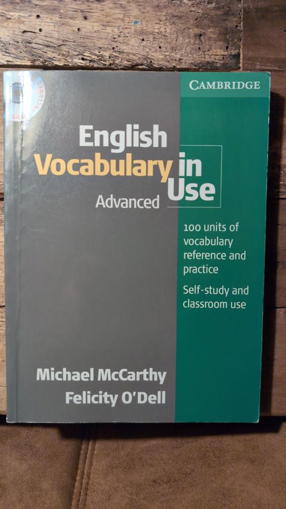English vocabulary in use advanced, Ophalen of Verzenden, Zo goed als nieuw
