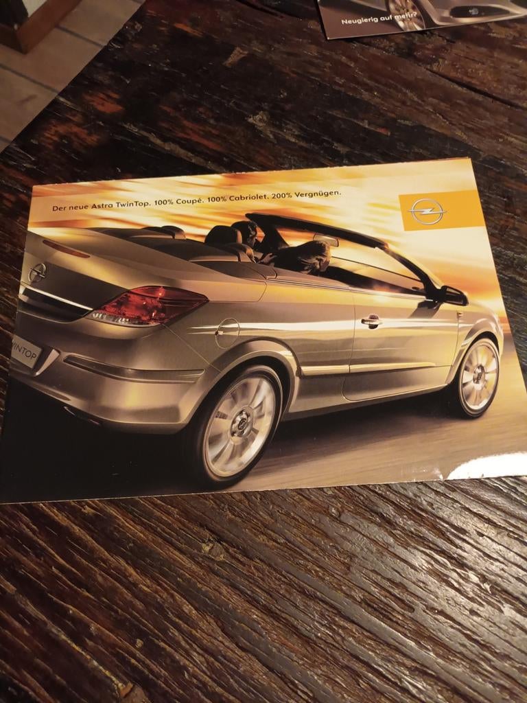 Opel Astra TwinTop 2005 Reclamefolder (Duitstalig), Ophalen of Verzenden