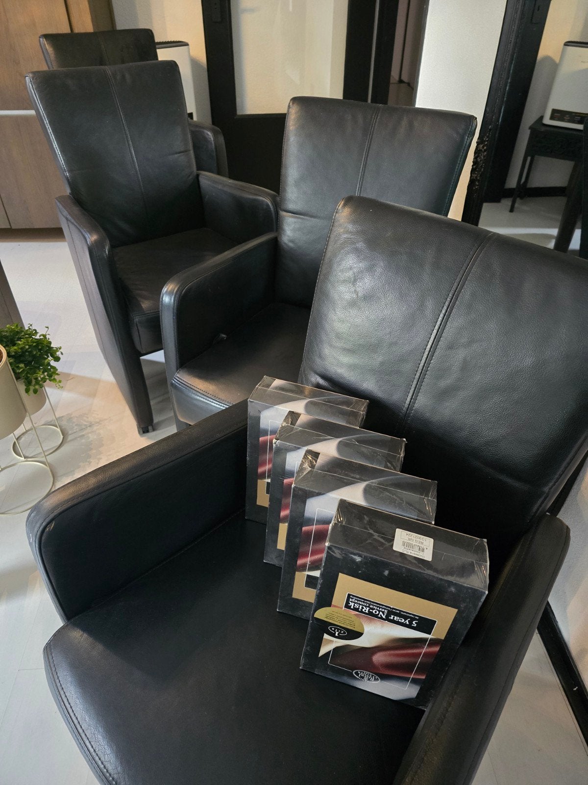 4 Goossens eetkamerstoelen - Gebruikt