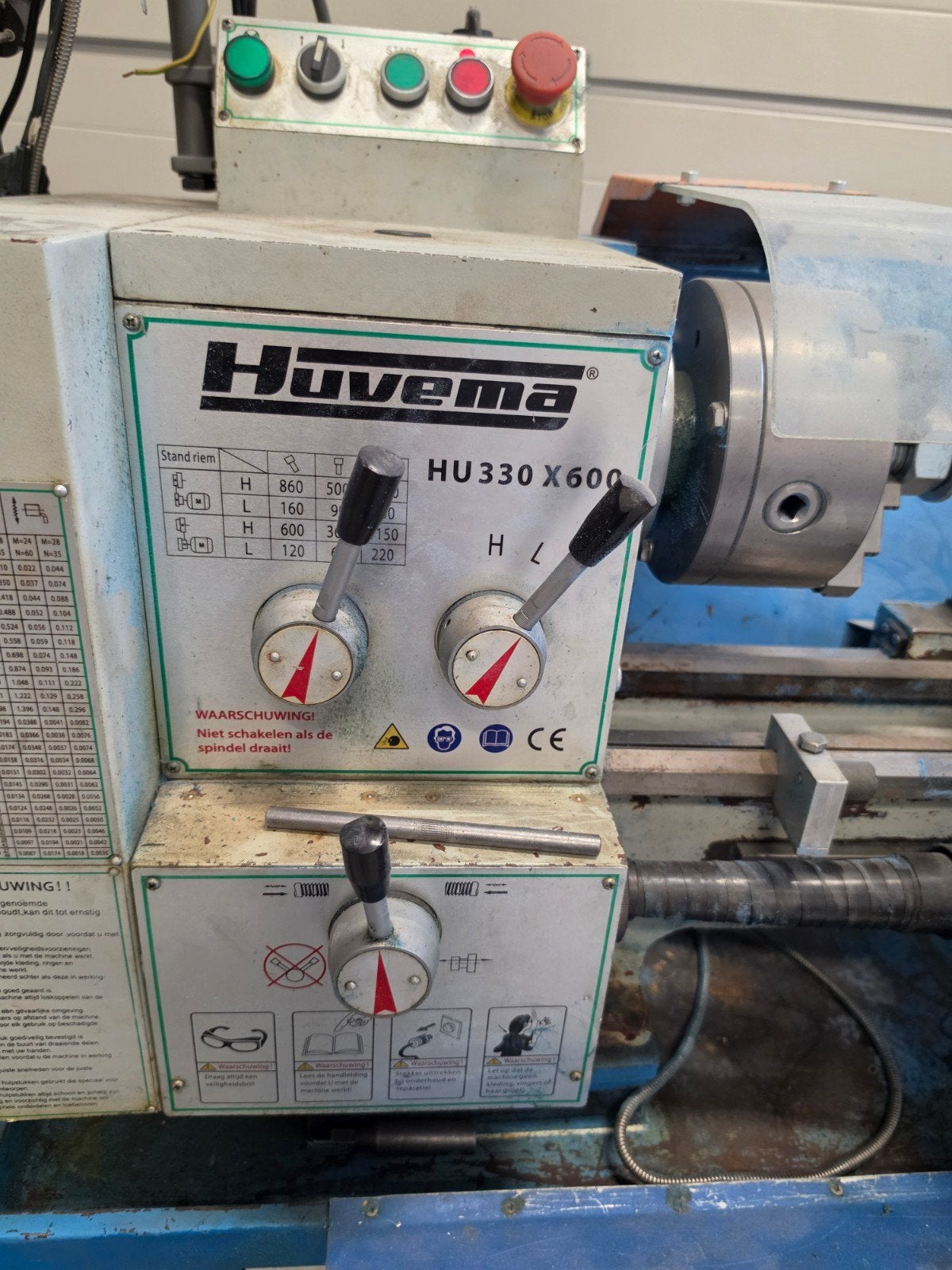 Huvema HU330 X600 Metaaldraaibank met toebehoren, Ophalen, Gebruikt, Metaaldraaibank, 500 tot 1000 mm