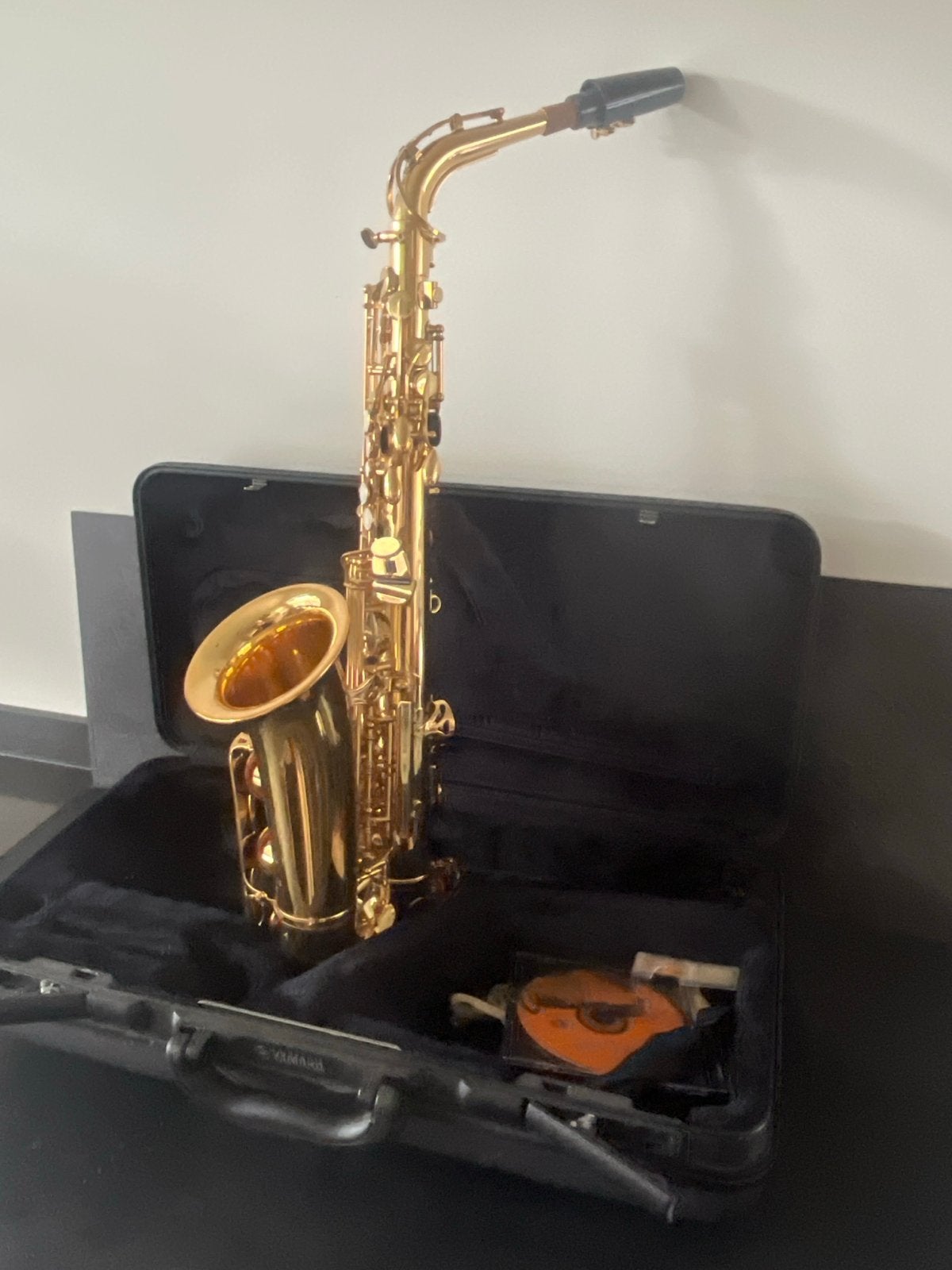 Yamaha YAS-275 Altsaxofoon - Zo goed als nieuw, Muziek en Instrumenten, Ophalen, Zo goed als nieuw, Alt, Met koffer