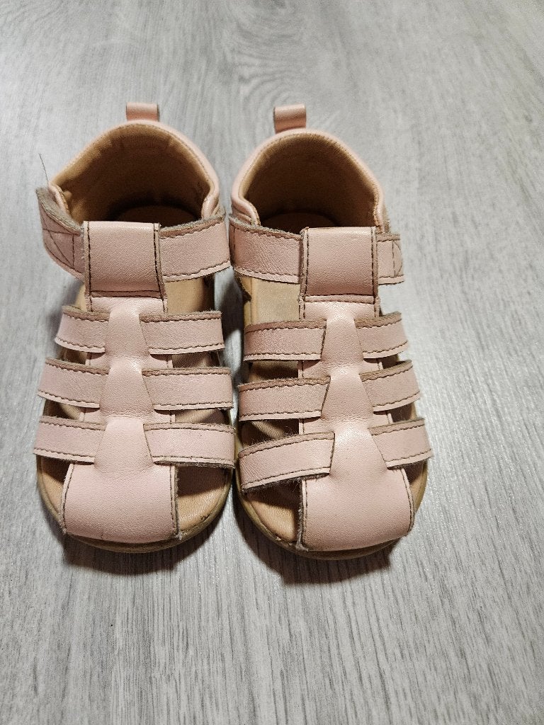H&M lichtroze sandalen maat 22 in zeer goede staat, Kinderen en Baby's, Kinderkleding | Schoenen en Sokken, Meisje, H&M, Schoenen