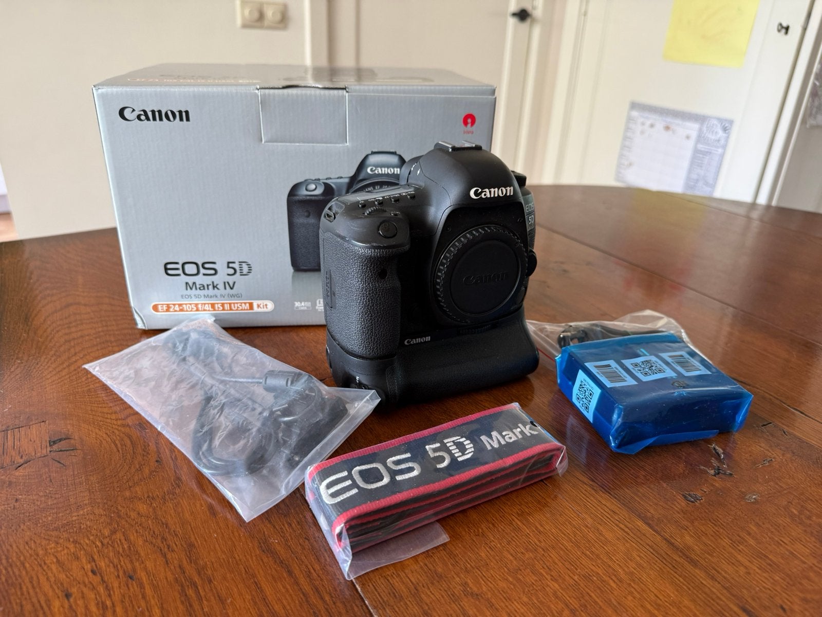 Canon 5D mark IV met grip, accu en 64gb CF kaart, Canon, Overige soorten, Zo goed als nieuw, Ophalen of Verzenden