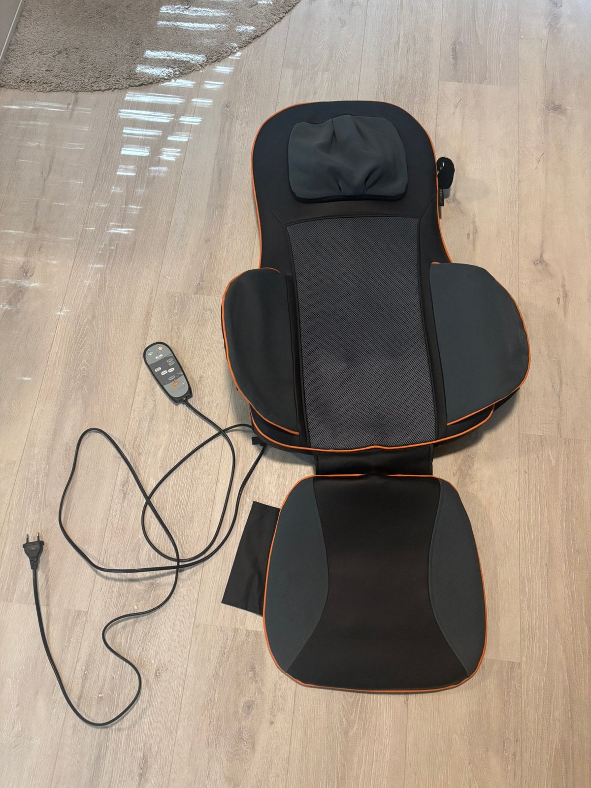 Medisana Shiatsu Accupressuur Massagestoel, Ophalen, Zo goed als nieuw, Massagestoel of Kussen