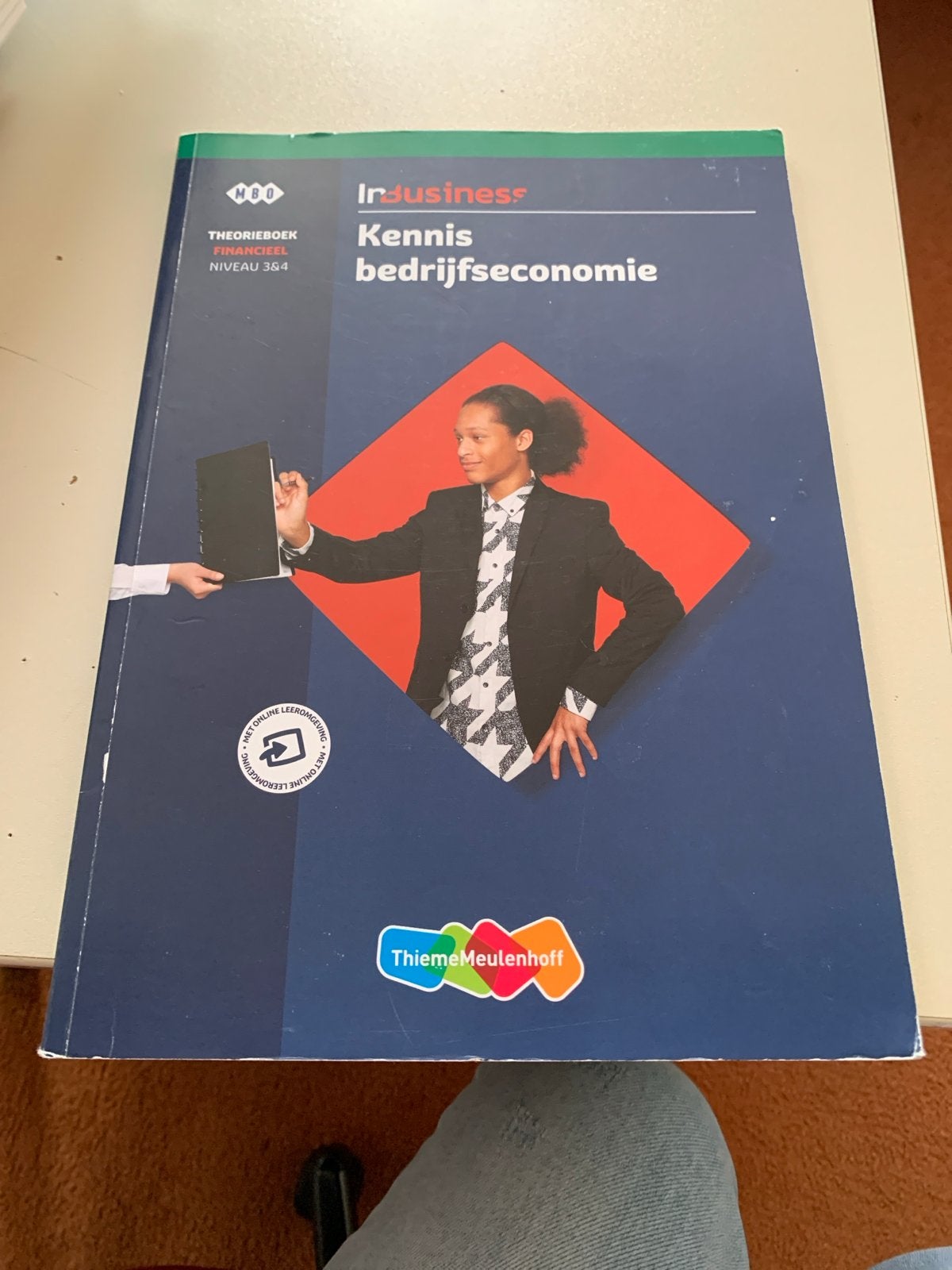 InBusiness Financiële Bedrijfseconomie NIVEAU 3&4, Boeken, Schoolboeken, Ophalen of Verzenden, Gelezen, Overige niveaus, Bedrijfseconomie of M&O