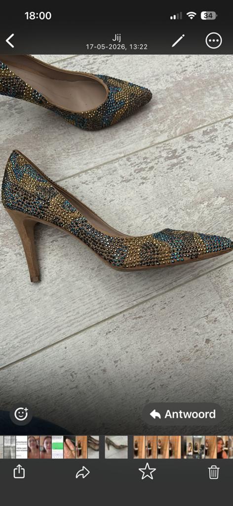Maat 40 Lola Cruz pumps (waren dure schoenen!), Kleding | Dames, Schoenen, Ophalen of Verzenden, Zo goed als nieuw