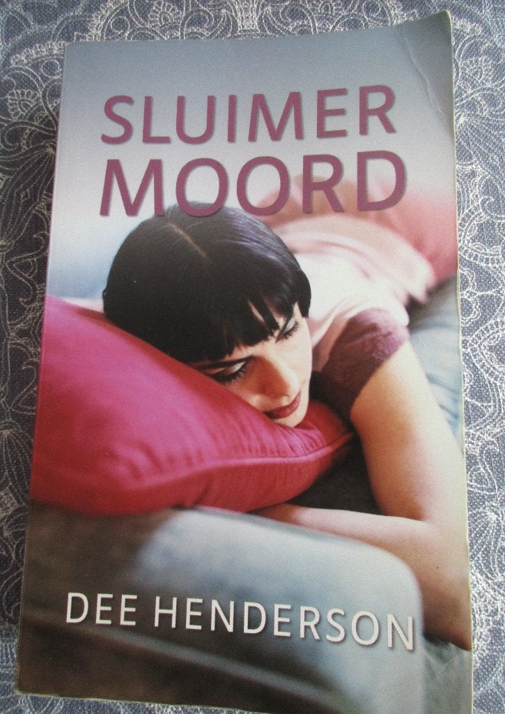 Dee Henderson - Sluimermoord, Boeken, Ophalen of Verzenden, Gelezen