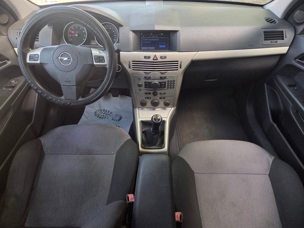 Opel Astra 1.6 Temptation/AIRO/CRUISCONTROL, Voorwielaandrijving, 15 km/l, Gebruikt, 4 cilinders