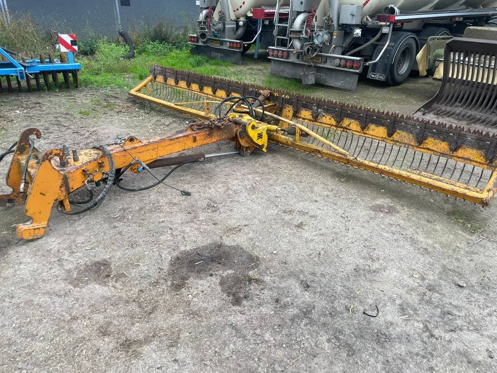 Herder MX550 maaikorf 5.5 mtr met verlenggiekCW30 en CW10