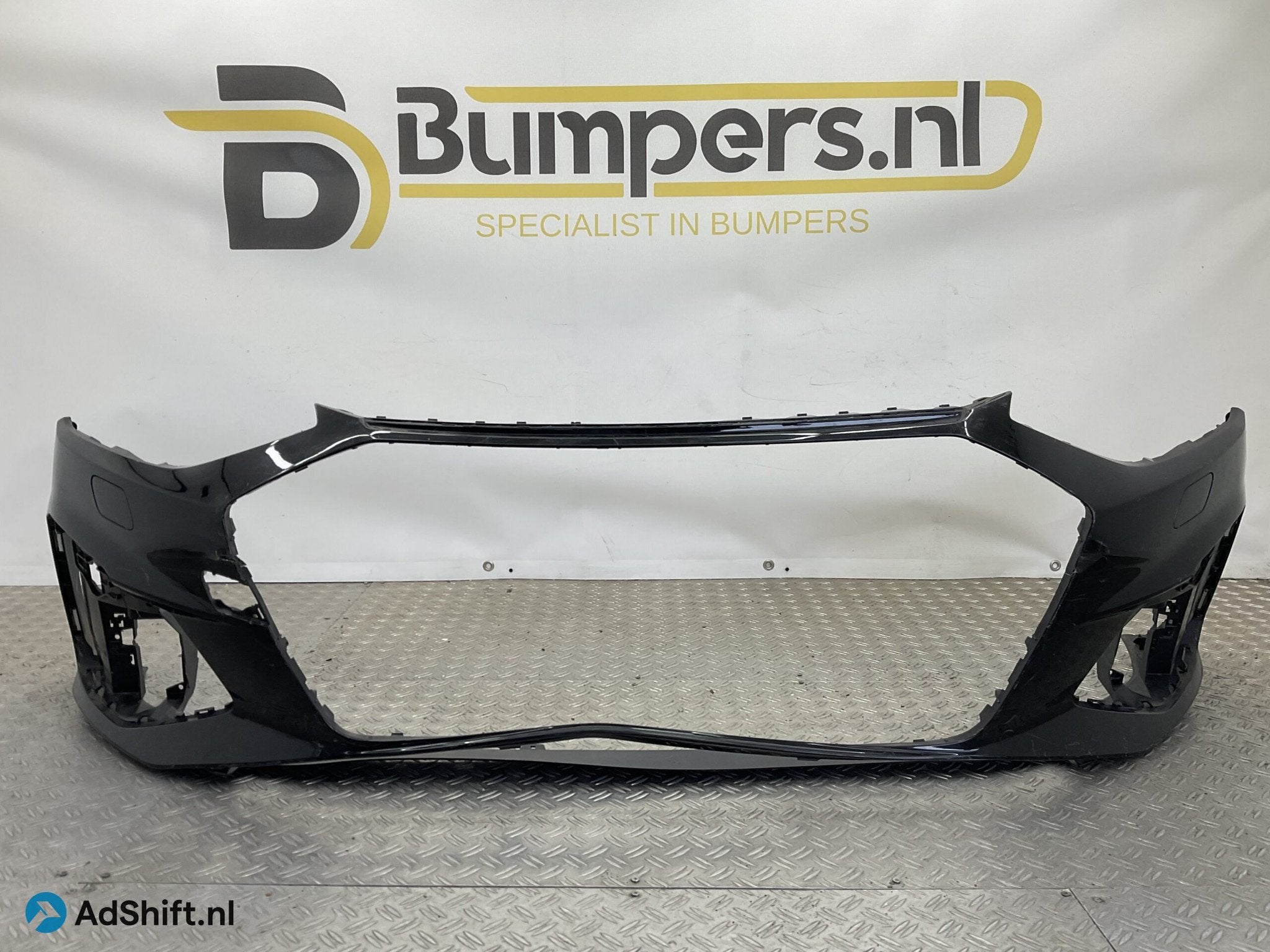 Bumper Audi A4 S-Line SLine Facelift 22-8W0807437AQ Voorbump