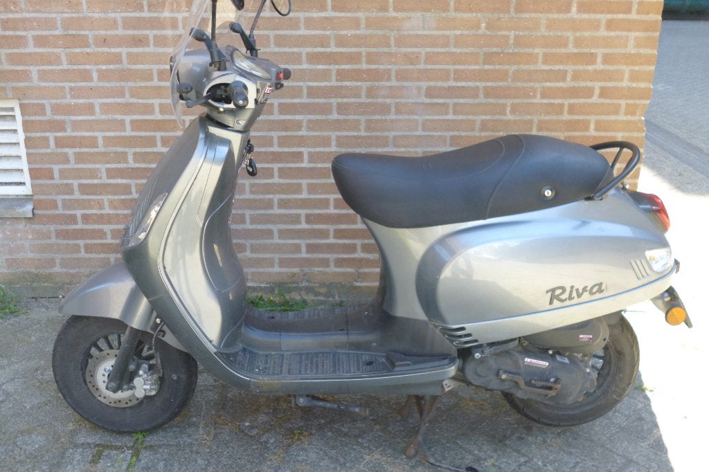 BTC snorscooter, Fietsen en Brommers, Snorfietsen en Snorscooters, Gebruikt, Benzine, Ophalen, Overige merken