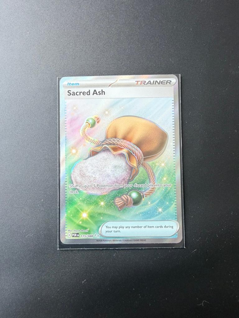 Sacred Ash Trainer Kaart (Foil) - Pokémon TCG, Ophalen of Verzenden, Zo goed als nieuw, Losse kaart, Foil